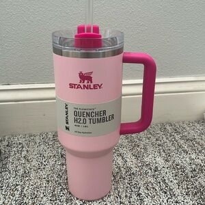 Pink on pink 40 Stanley, new with tags and box